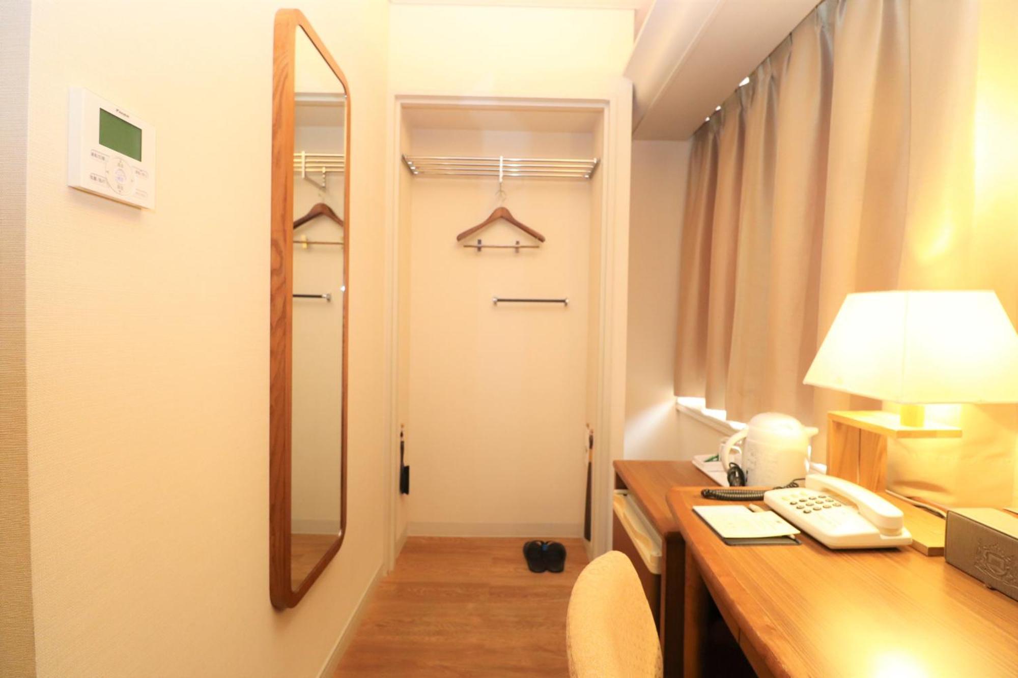 Hotel Monarque Tottori Habitación foto